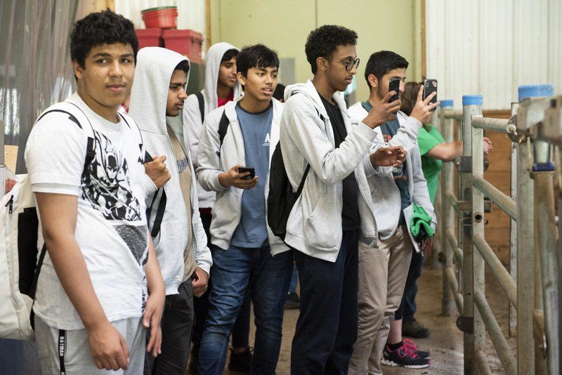 Arab teens visit Essex Tech